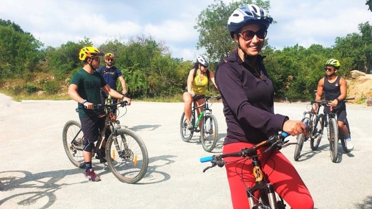 Balade en vélo alors due vacances sportives pour adultes