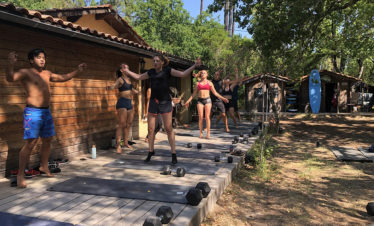 groupe_adultes_camp_sportif