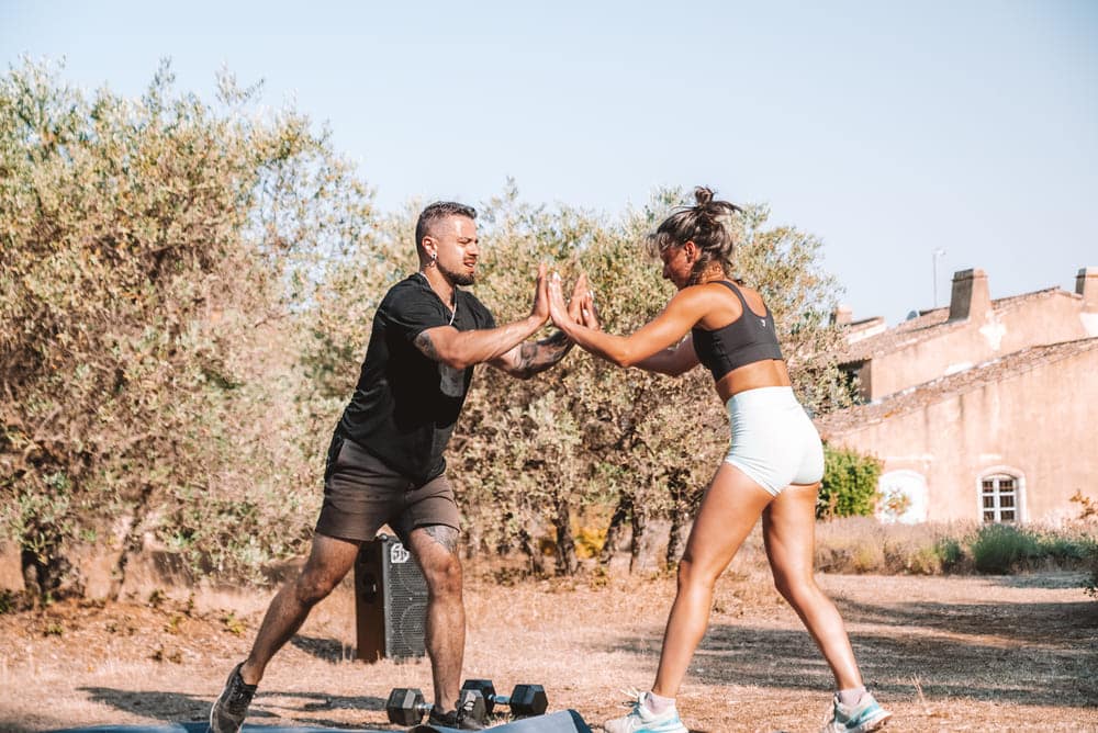 Deux sportifs en Provence